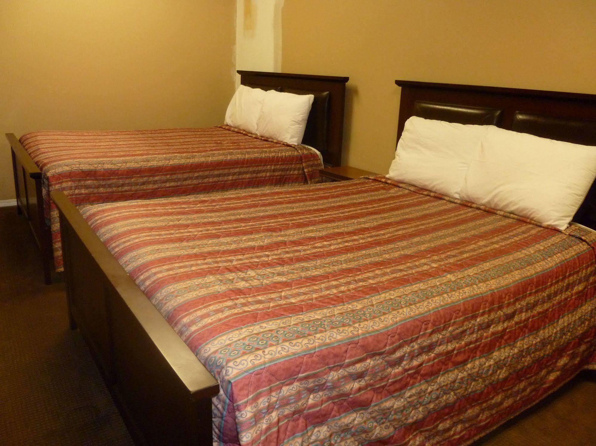 Vernon Hostel *